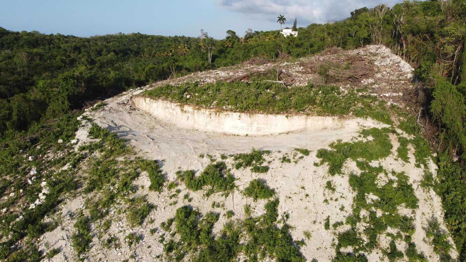 Fifteenth image of Gravesend, Trelawny in Gravesend, Trelawny, Jamaica - property is For Sale