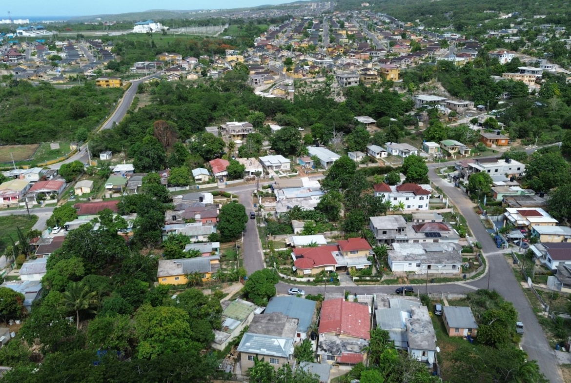 Sixteenth image of 356 Sunset Street in HAGUE HOUSING SCHEME, Trelawny, Jamaica - property is For Sale