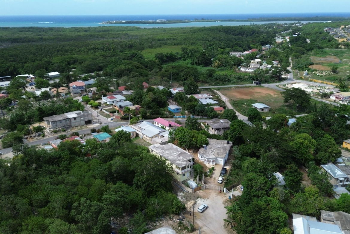 Nineteenth image of 356 Sunset Street in HAGUE HOUSING SCHEME, Trelawny, Jamaica - property is For Sale