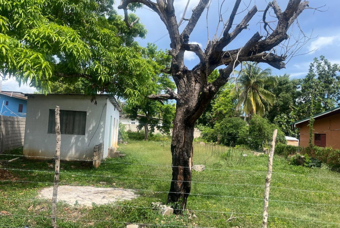 Second image of 88a Central Avenue, May Pen, in Weston Park, Clarendon, Jamaica - property is For Sale