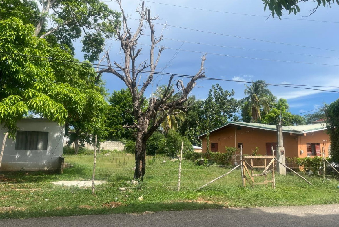 Third image of 88a Central Avenue, May Pen, in Weston Park, Clarendon, Jamaica - property is For Sale