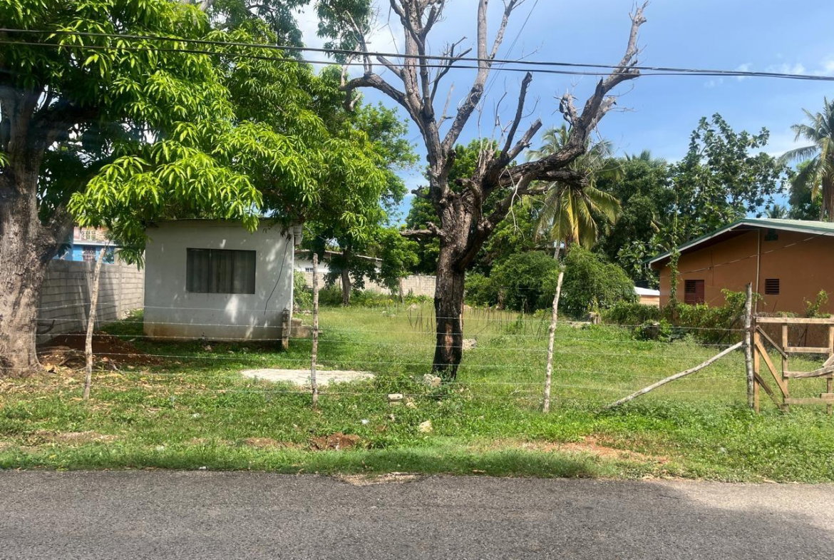 Fourth image of 88a Central Avenue, May Pen, in Weston Park, Clarendon, Jamaica - property is For Sale