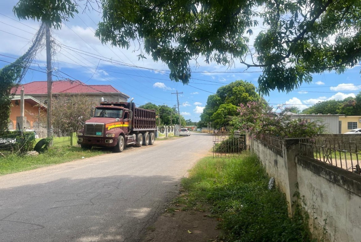 Fifth image of 88a Central Avenue, May Pen, in Weston Park, Clarendon, Jamaica - property is For Sale