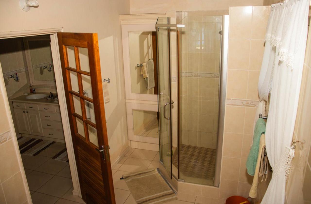 Seaside-Luxury-Home-for-Sale-in-Spring-Valley-St.-Mary-Jamaica-4-Bed-4.5-Bath Seventeenth image of Spring Valley Estate in Spring Valley, St. Mary, Jamaica - property is For Sale