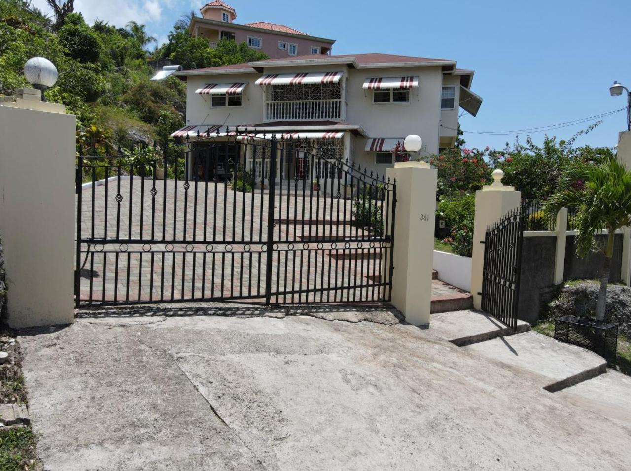 Seaside-Luxury-Home-for-Sale-in-Spring-Valley-St.-Mary-Jamaica-4-Bed-4.5-Bath Third image of Spring Valley Estate in Spring Valley, St. Mary, Jamaica - property is For Sale