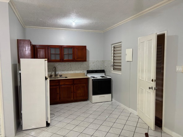 Eleventh image of B5-10 East Avenue in Constant Spring P.O., St. Andrew, Jamaica - property is For Rent