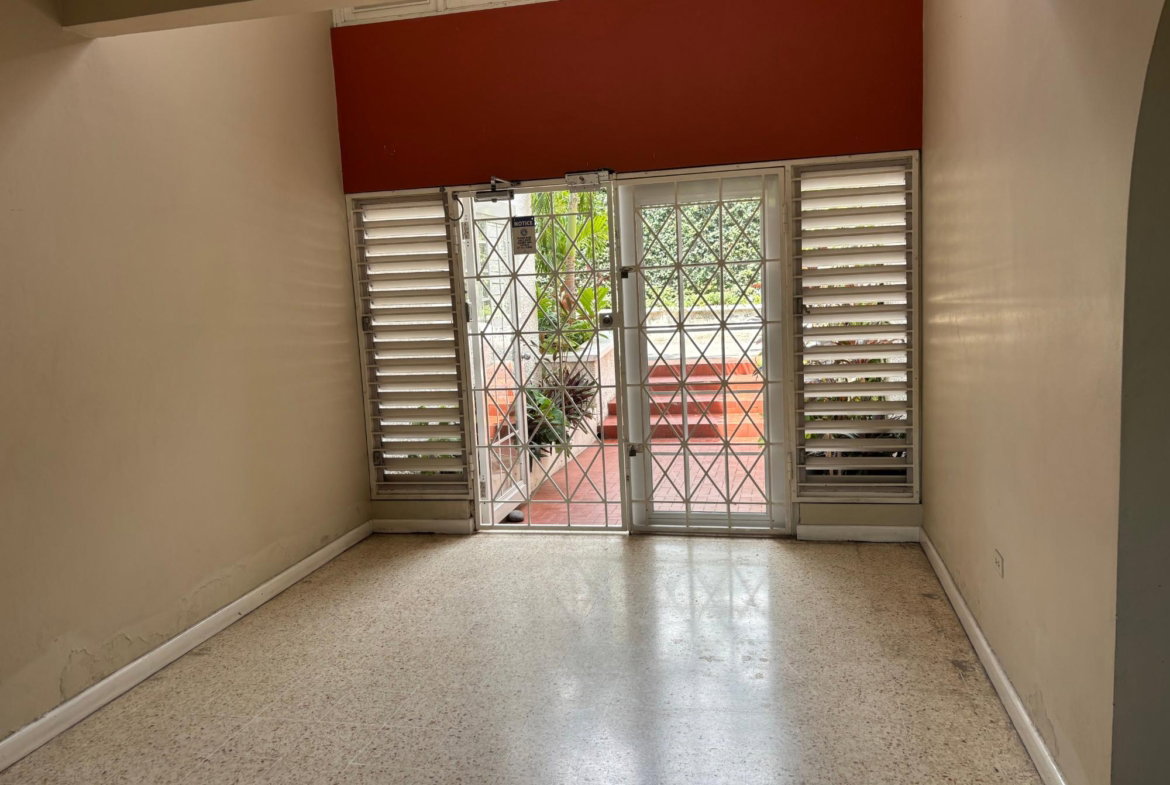 Thirteenth image of B5-10 East Avenue in Constant Spring P.O., St. Andrew, Jamaica - property is For Rent