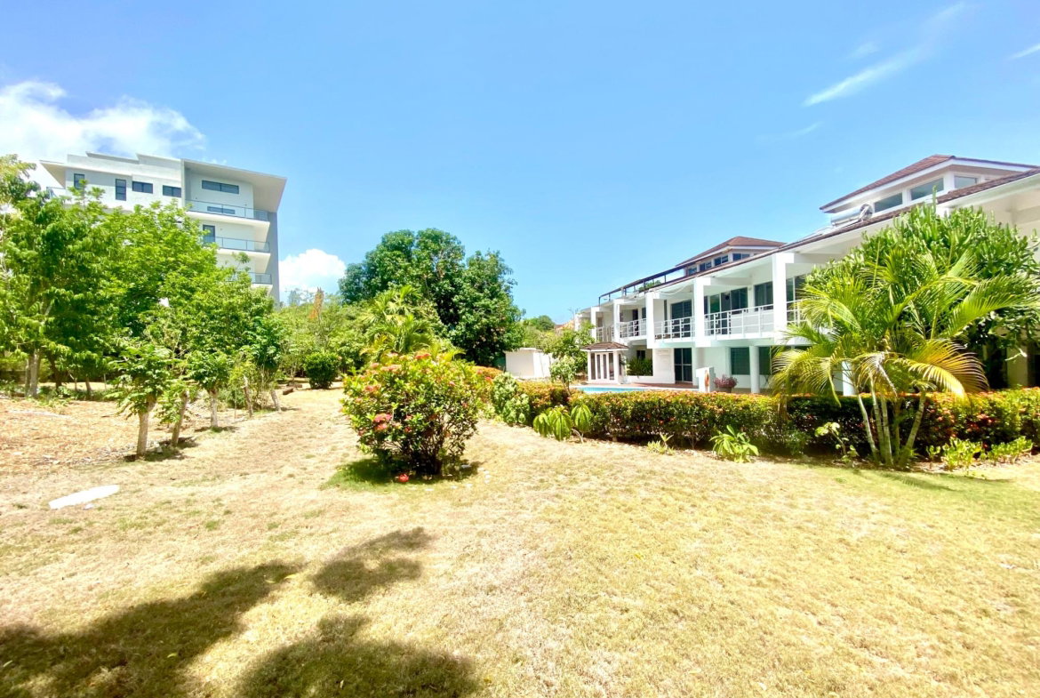 Fifth image of South Berlin Avenue in Ironshore, St. James, Jamaica - property is For Sale