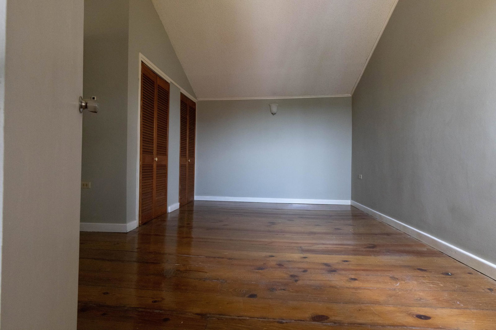 Eleventh image of 134-6 Marley Road in Kingston 6, St. Andrew, Jamaica - property is For Rent