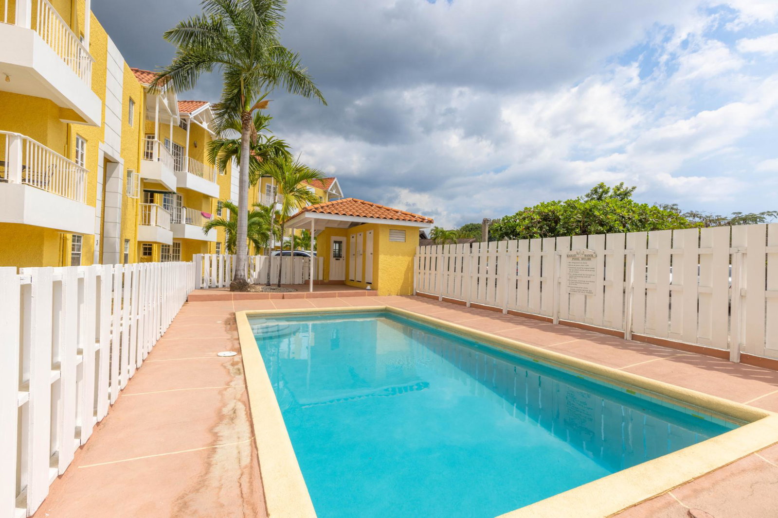 Fifteenth image of 134-6 Marley Road in Kingston 6, St. Andrew, Jamaica - property is For Rent