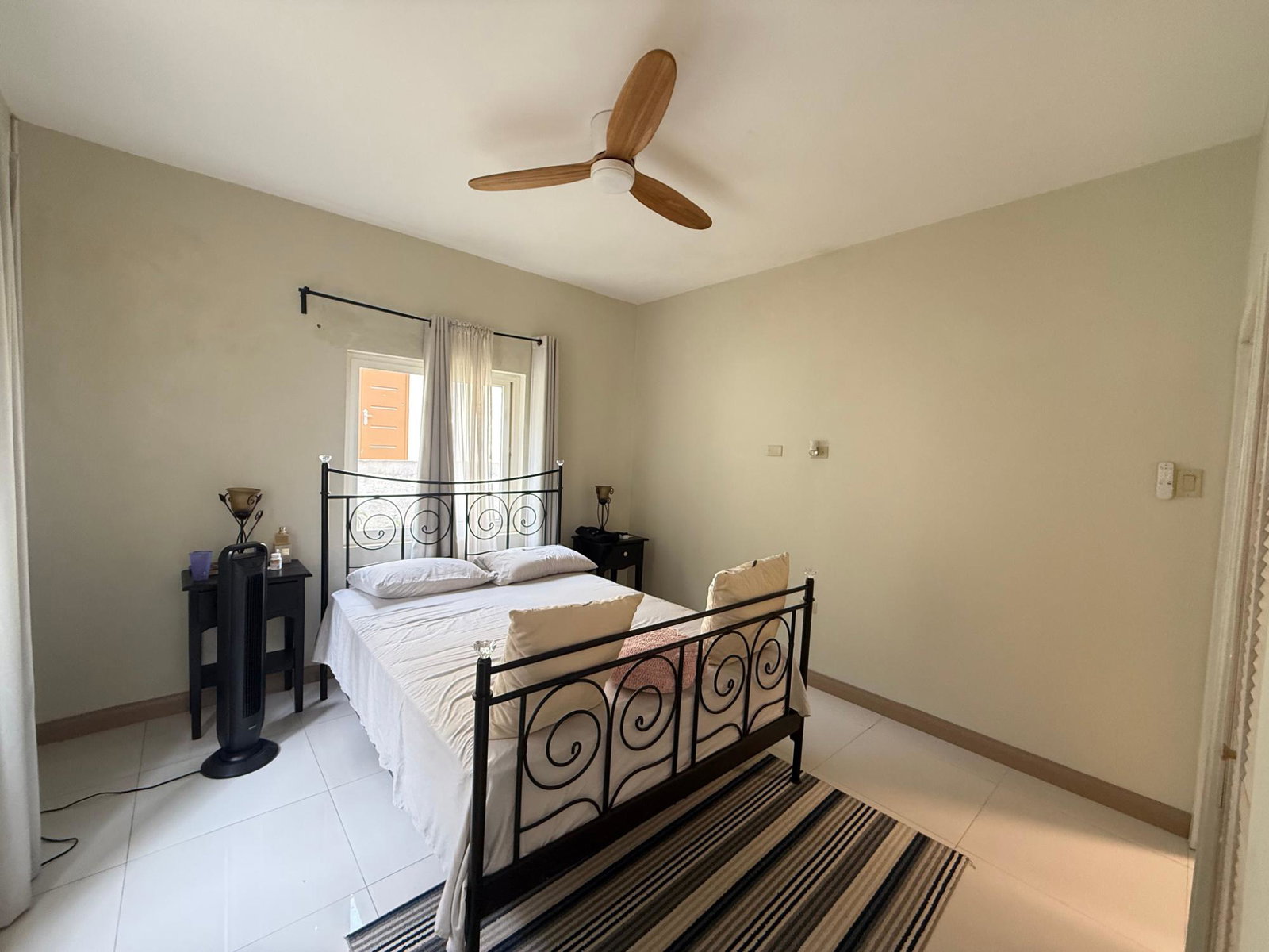 Spacious-3-Bed-Townhouse-for-Sale-in-Lancewood-Meadows-Ocho-Rios-St.-Ann Thirteenth image of 37 Lancewood Meadows in Ocho Rios, St. Ann, Jamaica - property is For Sale