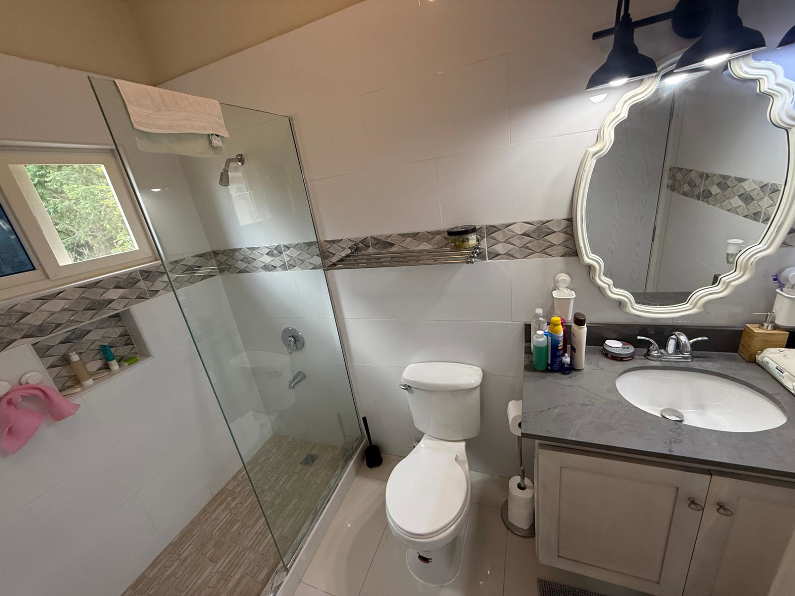 Spacious-3-Bed-Townhouse-for-Sale-in-Lancewood-Meadows-Ocho-Rios-St.-Ann Sixteenth image of 37 Lancewood Meadows in Ocho Rios, St. Ann, Jamaica - property is For Sale