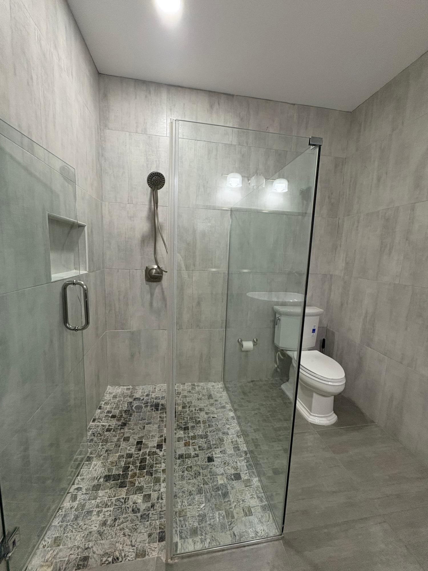 Seventeenth image of Russell Heights in Kingston 8, St. Andrew, Jamaica - property is For Sale