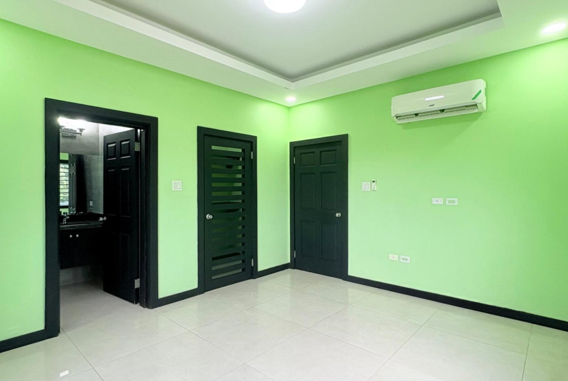 Ninth image of Russell Heights in Kingston 8, St. Andrew, Jamaica - property is For Sale