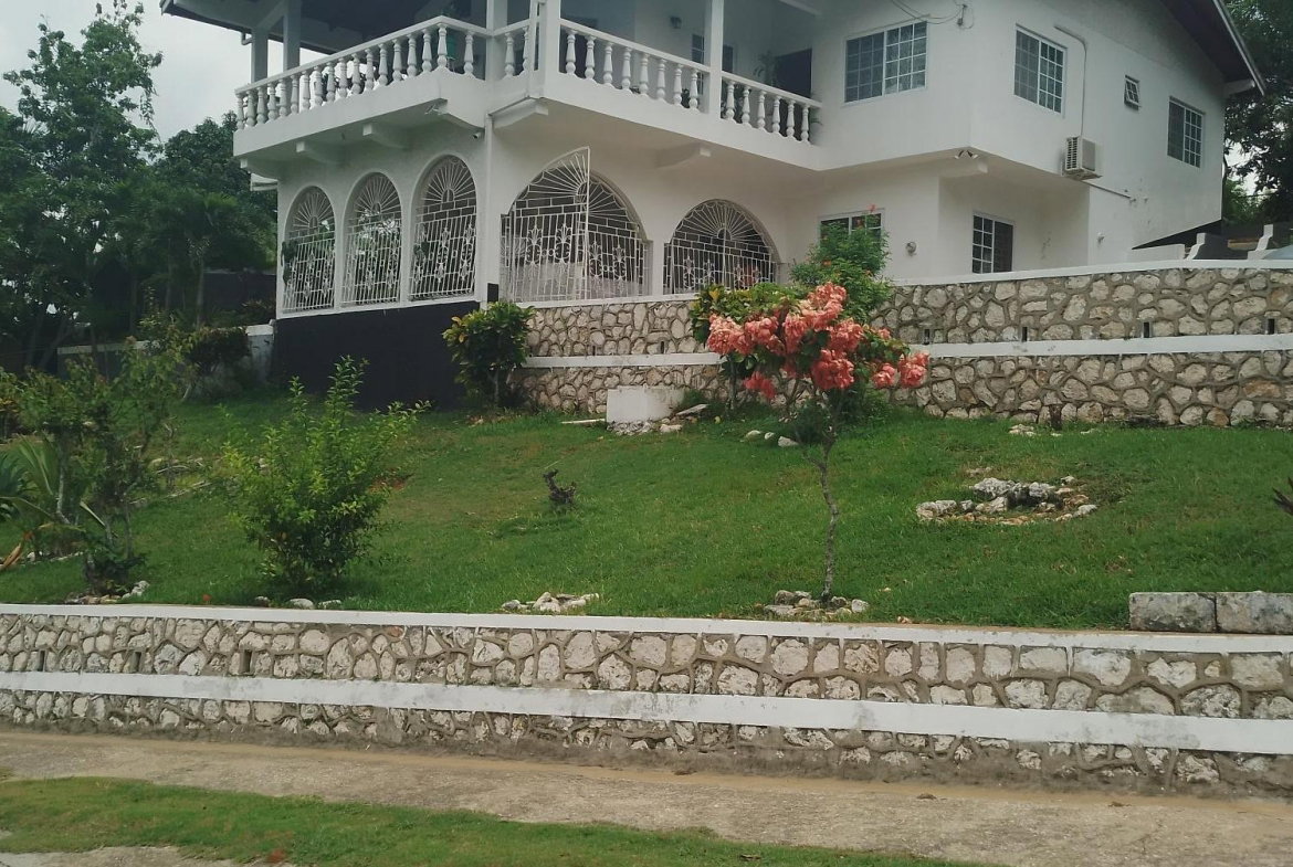 First image of 86a Main Street in Ewarton, St. Catherine, Jamaica - property is For Sale