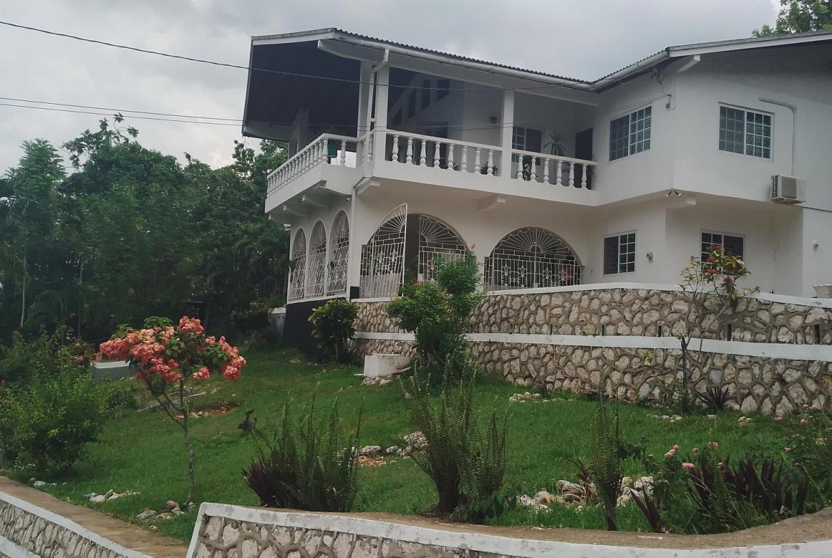 Fourth image of 86a Main Street in Ewarton, St. Catherine, Jamaica - property is For Sale