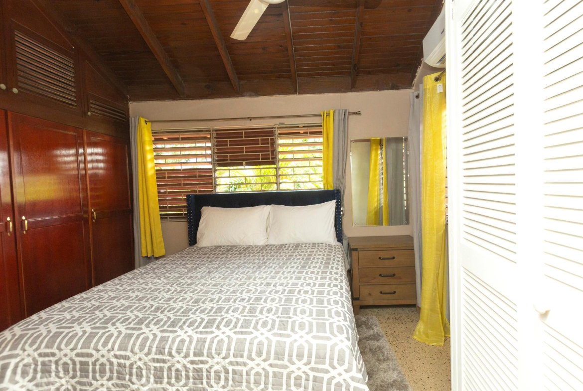 Eighteenth image of 1 Dukharan Avenue in Kingston 10, St. Andrew, Jamaica - property is For Sale