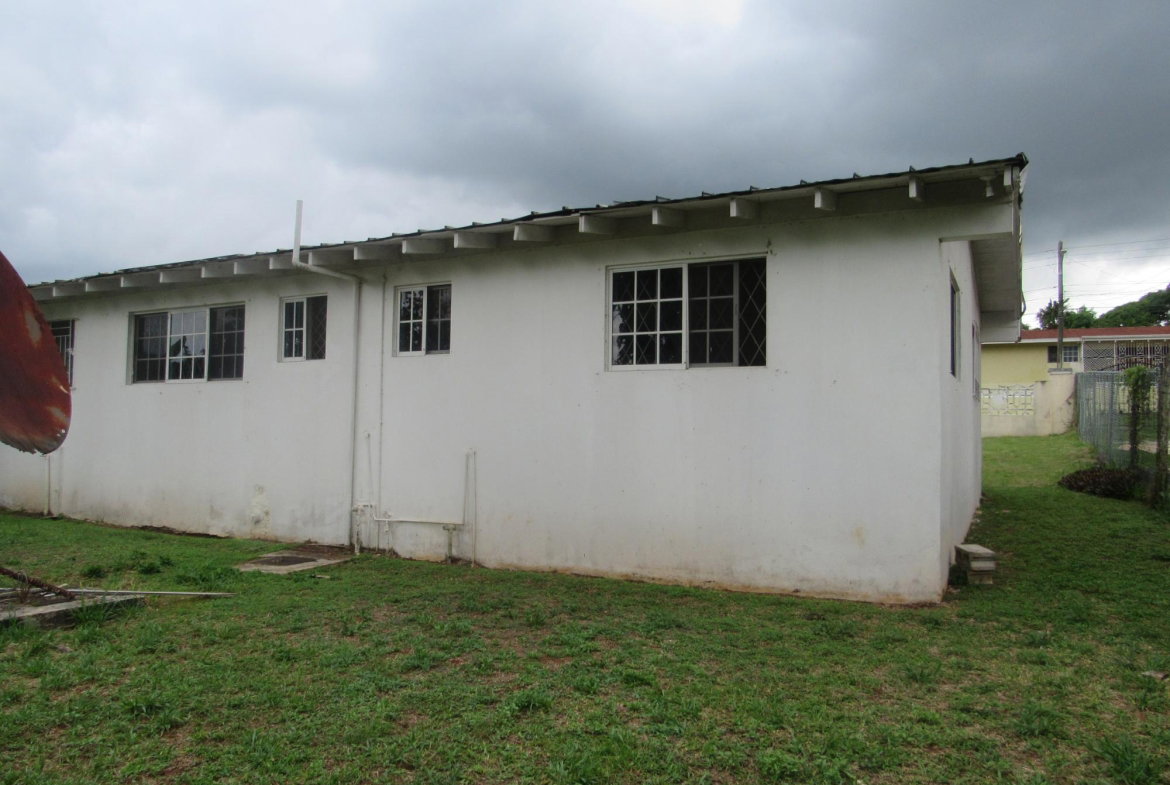 Thirtieth image of 36 Sheridan Drive in Mandeville, Manchester, Jamaica - property is For Sale