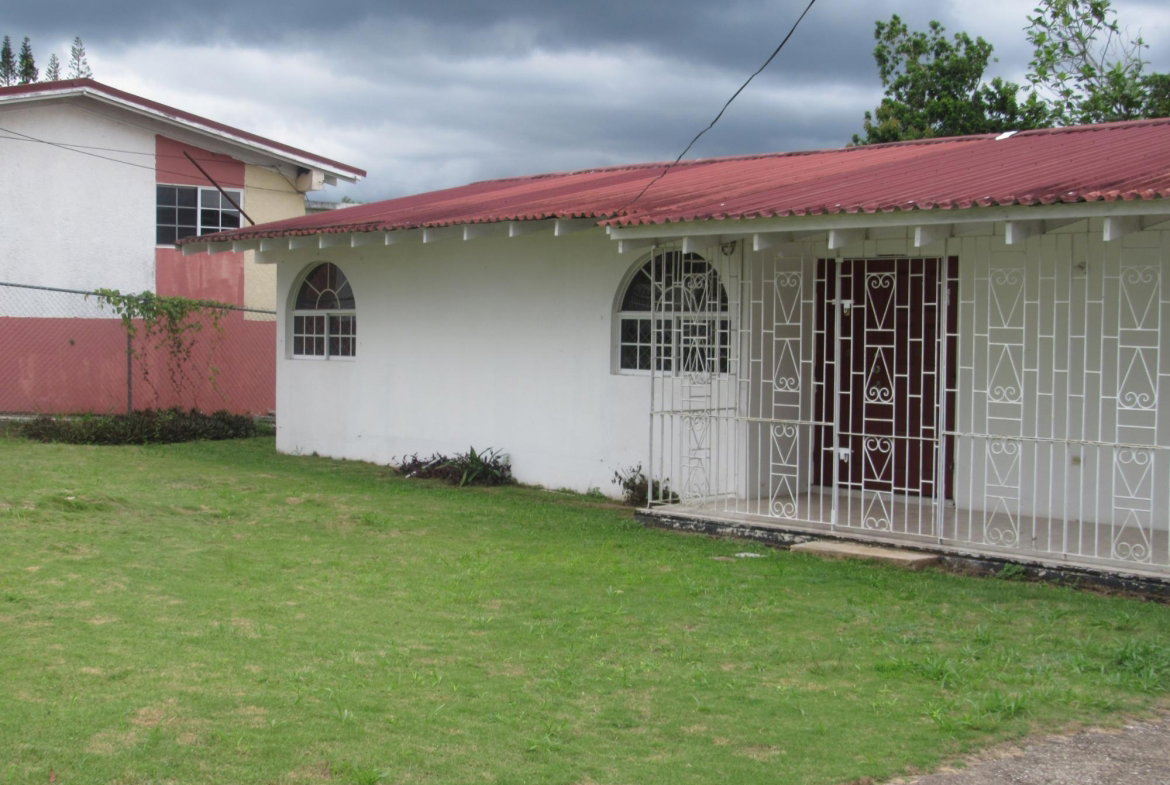 Ninth image of 36 Sheridan Drive in Mandeville, Manchester, Jamaica - property is For Sale