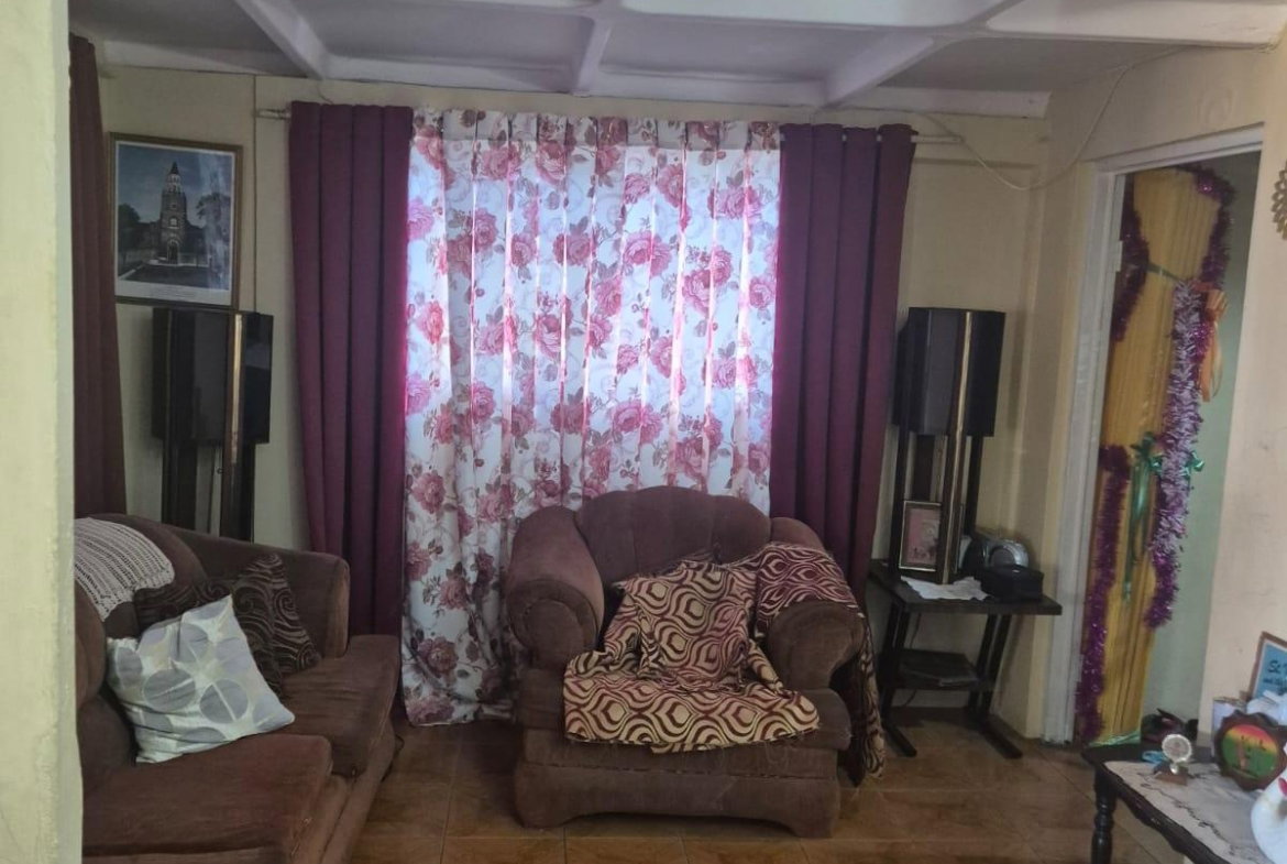 Seventh image of 65 Passagefort in Passage Fort, St. Catherine, Jamaica - property is For Sale