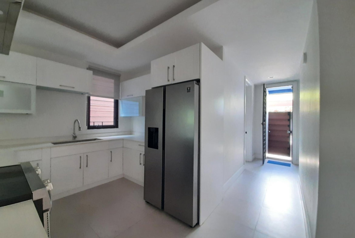 Eleventh image of 15-21 Salisbury Avenue in Kingston 6, St. Andrew, Jamaica - property is For Rent