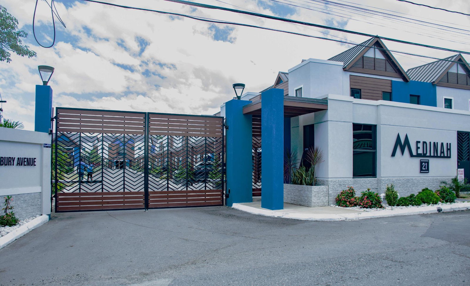 Spacious-4-Bedroom-Townhouse-for-Rent-in-Medinah-Kingston-6-15-21-Salisbury-Ave Sixth image of 15-21 Salisbury Avenue in Kingston 6, St. Andrew, Jamaica - property is For Rent