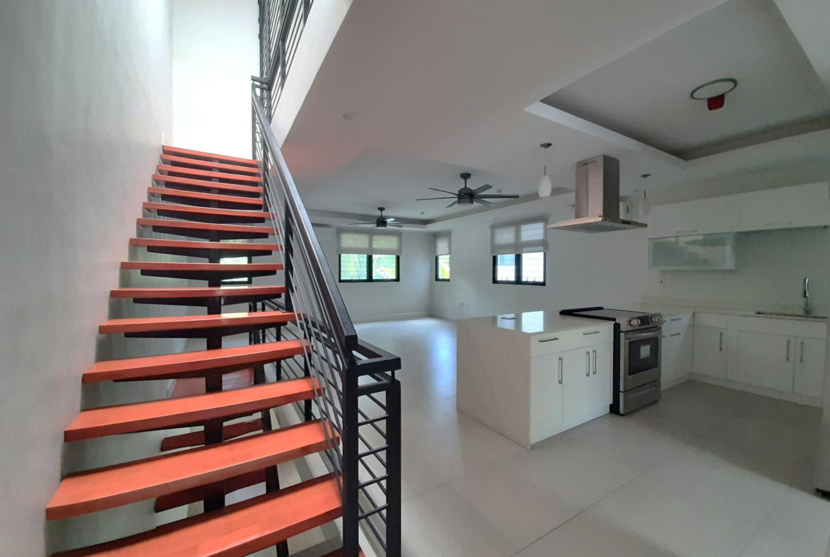 Seventh image of 15-21 Salisbury Avenue in Kingston 6, St. Andrew, Jamaica - property is For Rent