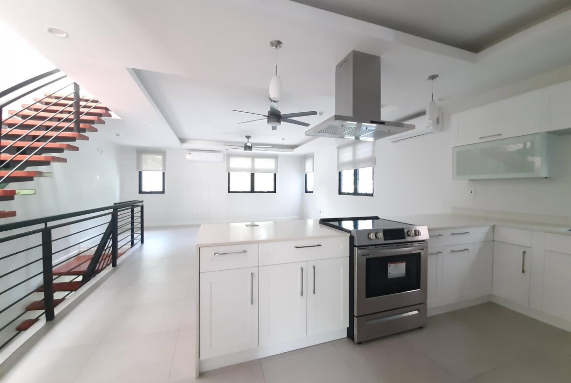 Eighth image of 15-21 Salisbury Avenue in Kingston 6, St. Andrew, Jamaica - property is For Rent