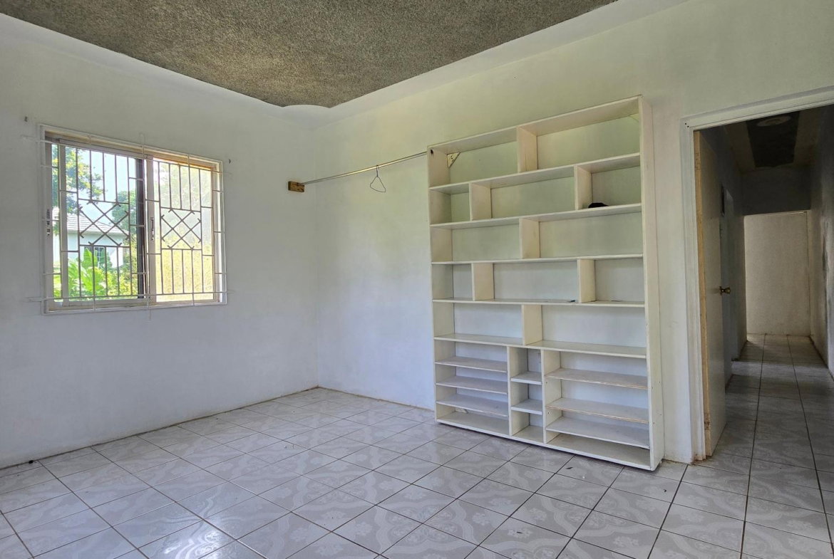 Twelfth image of Jericho District, Linst in Linstead, St. Catherine, Jamaica - property is For Sale