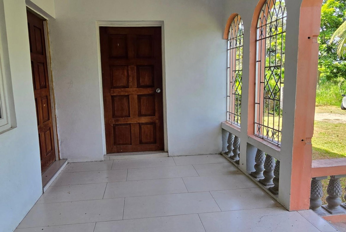 Fourth image of Jericho District, Linst in Linstead, St. Catherine, Jamaica - property is For Sale