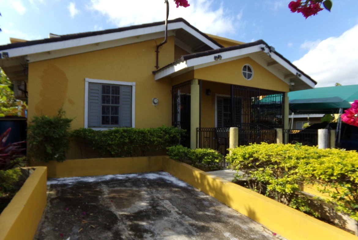 Fourth image of 437 Ruby Avenue in Falmouth, Trelawny, Jamaica - property is For Sale