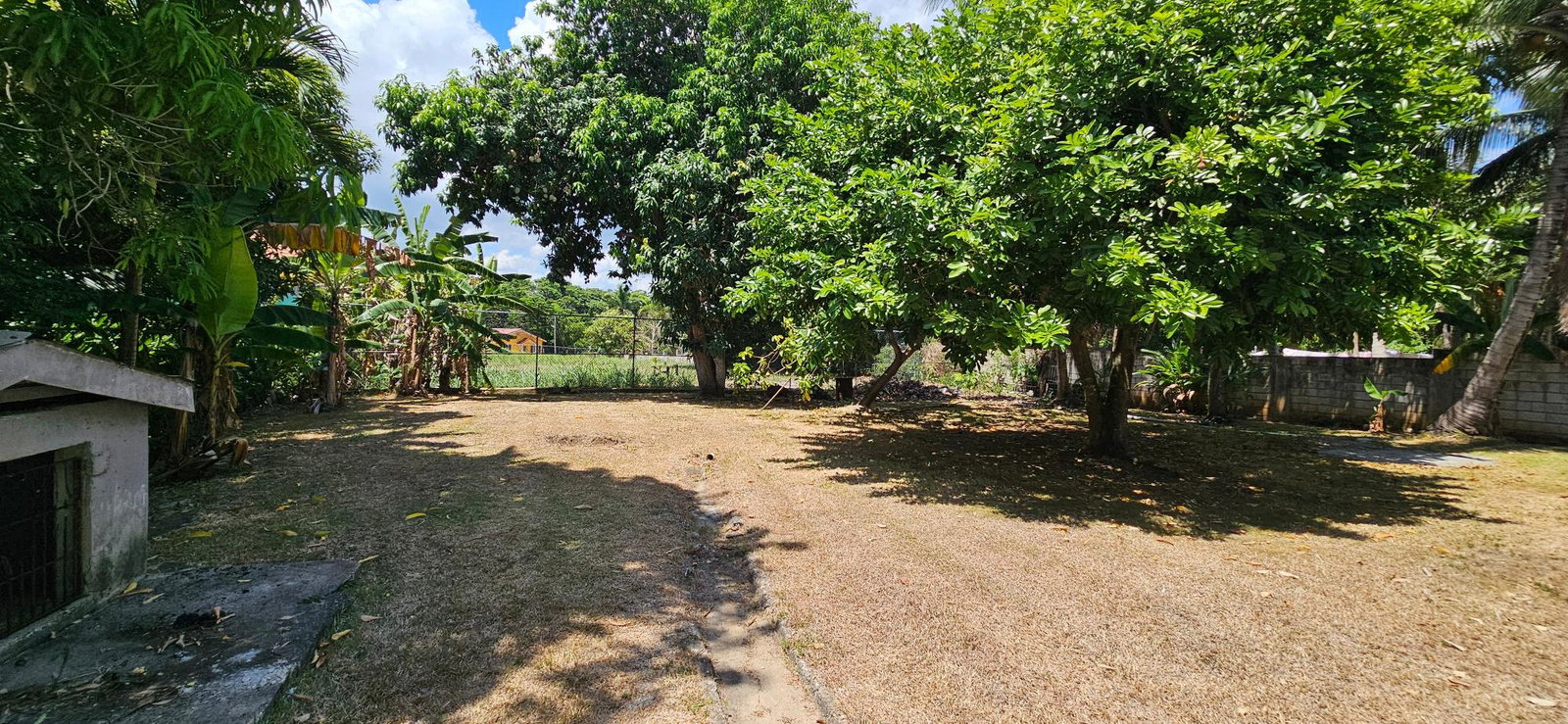 Tenth image of 33 Dixon Ave, Tower Isle st in Tower Isle, St. Mary, Jamaica - property is For Sale