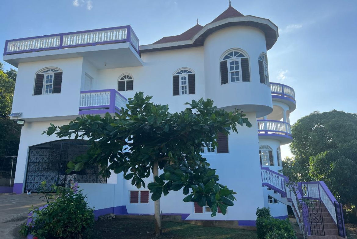 Second image of 28 Seaview Ave, Wiltshire in Falmouth, Trelawny, Jamaica - property is For Sale