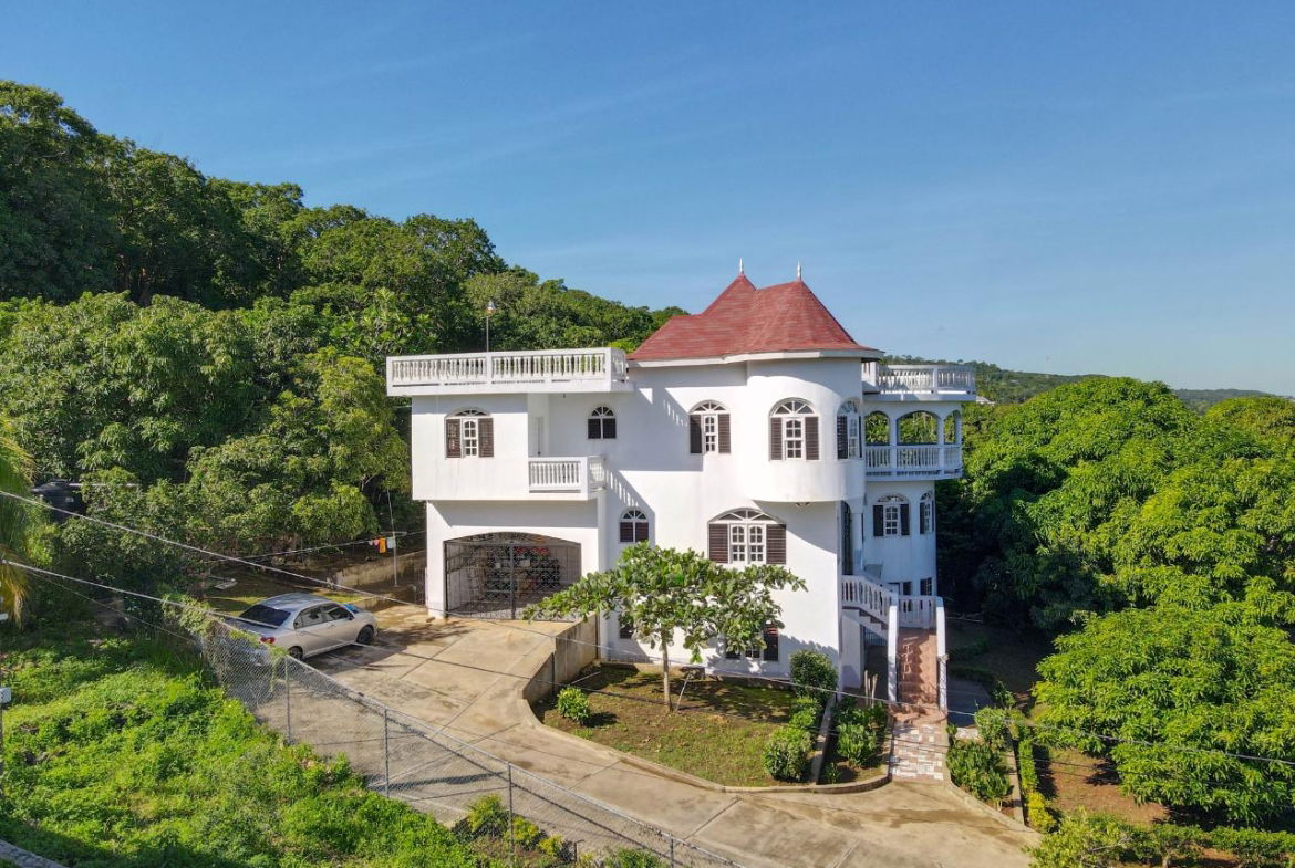 Fifteenth image of 28 Seaview Ave, Wiltshire in Falmouth, Trelawny, Jamaica - property is For Sale