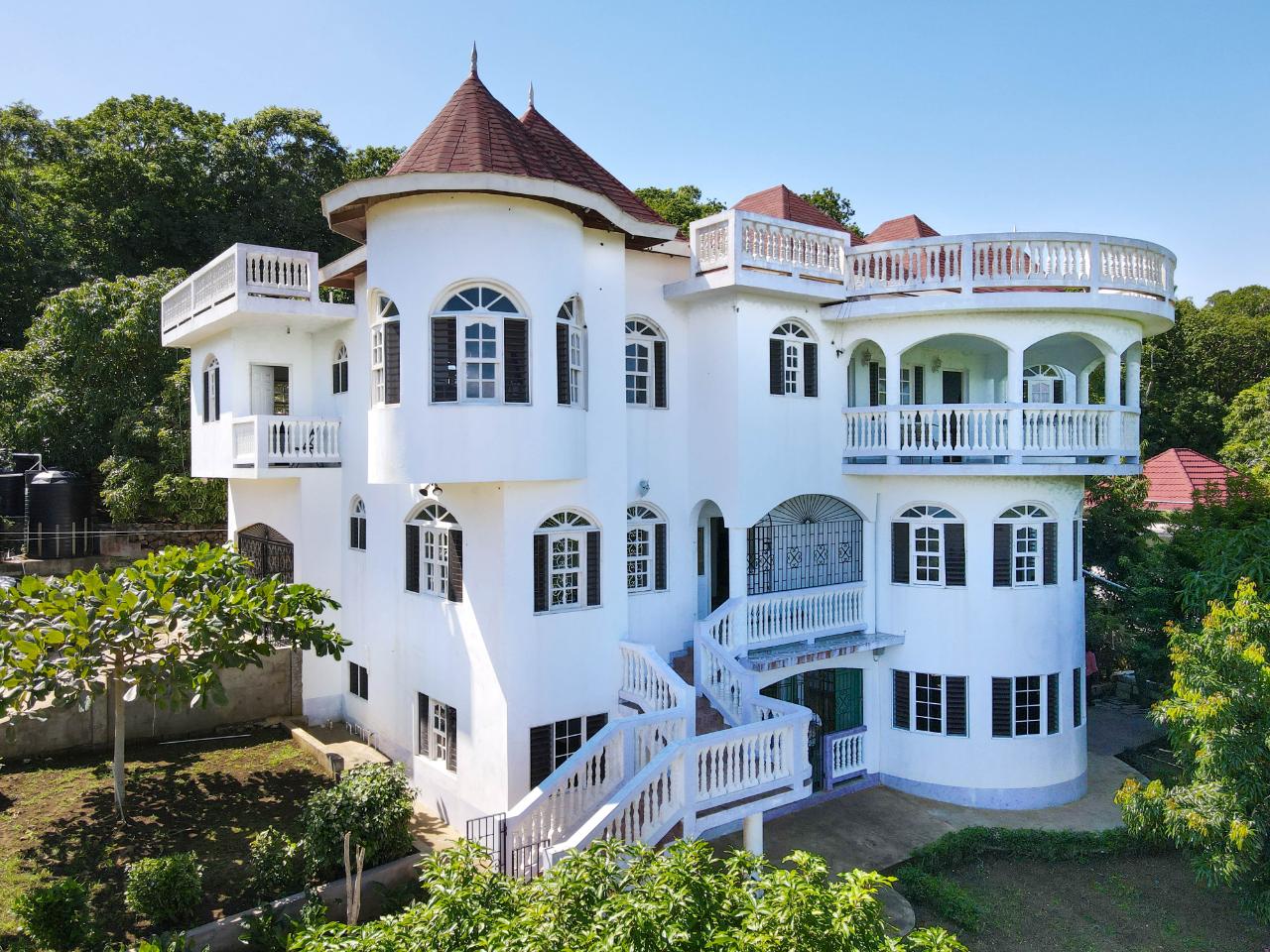 Seventh image of 28 Seaview Ave, Wiltshire in Falmouth, Trelawny, Jamaica - property is For Sale