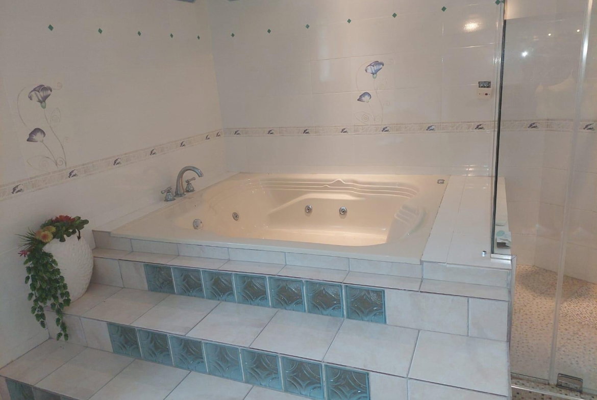 Thirteenth image of Kimberley Avenue in Kingston 19, St. Andrew, Jamaica - property is For Sale