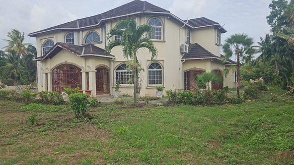 Fifth image of 1 Clarendon Park in Clarendon Park, Clarendon, Jamaica - property is For Sale