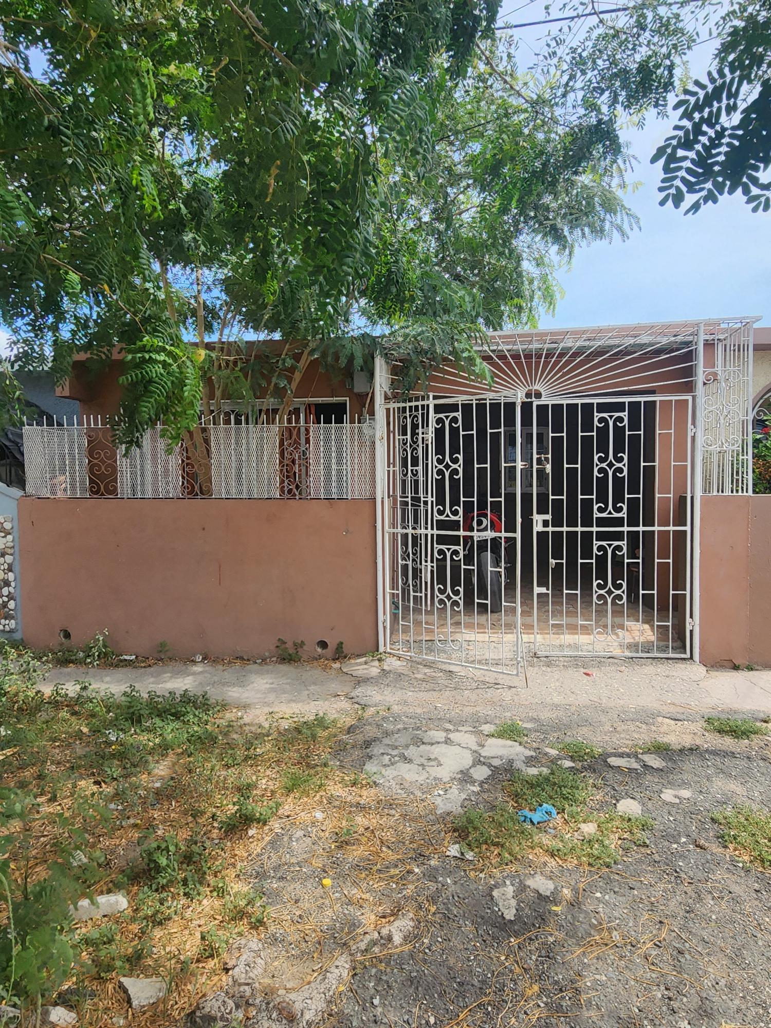 First image of 2729 Waterford Parkway, Waterf in Waterford, St. Catherine, Jamaica - property is For Sale