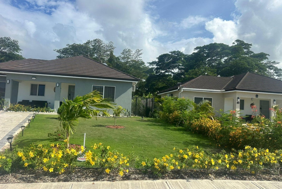 Third image of 40 Coral Circle in St. Ann's Bay, St. Ann, Jamaica - property is For Rent