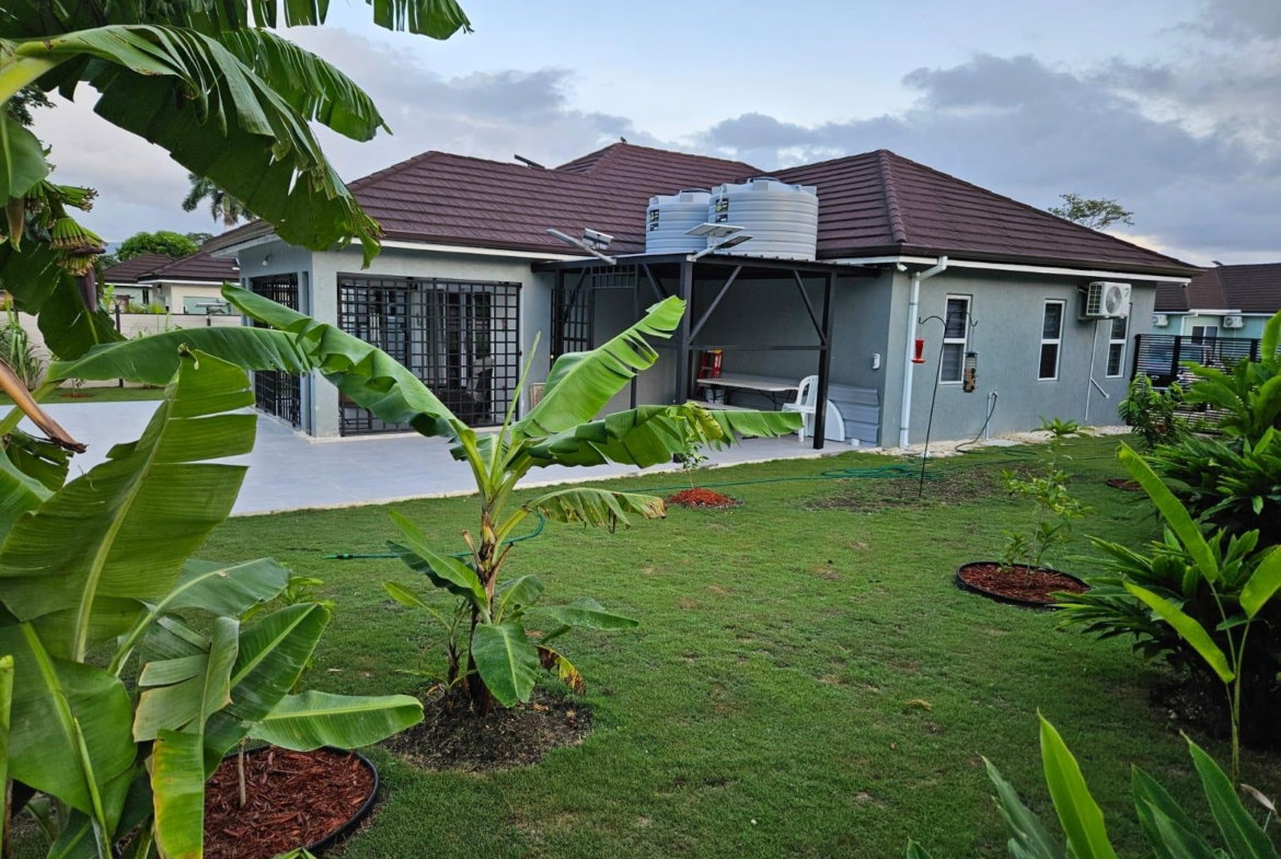 Fourth image of 40 Coral Circle in St. Ann's Bay, St. Ann, Jamaica - property is For Rent