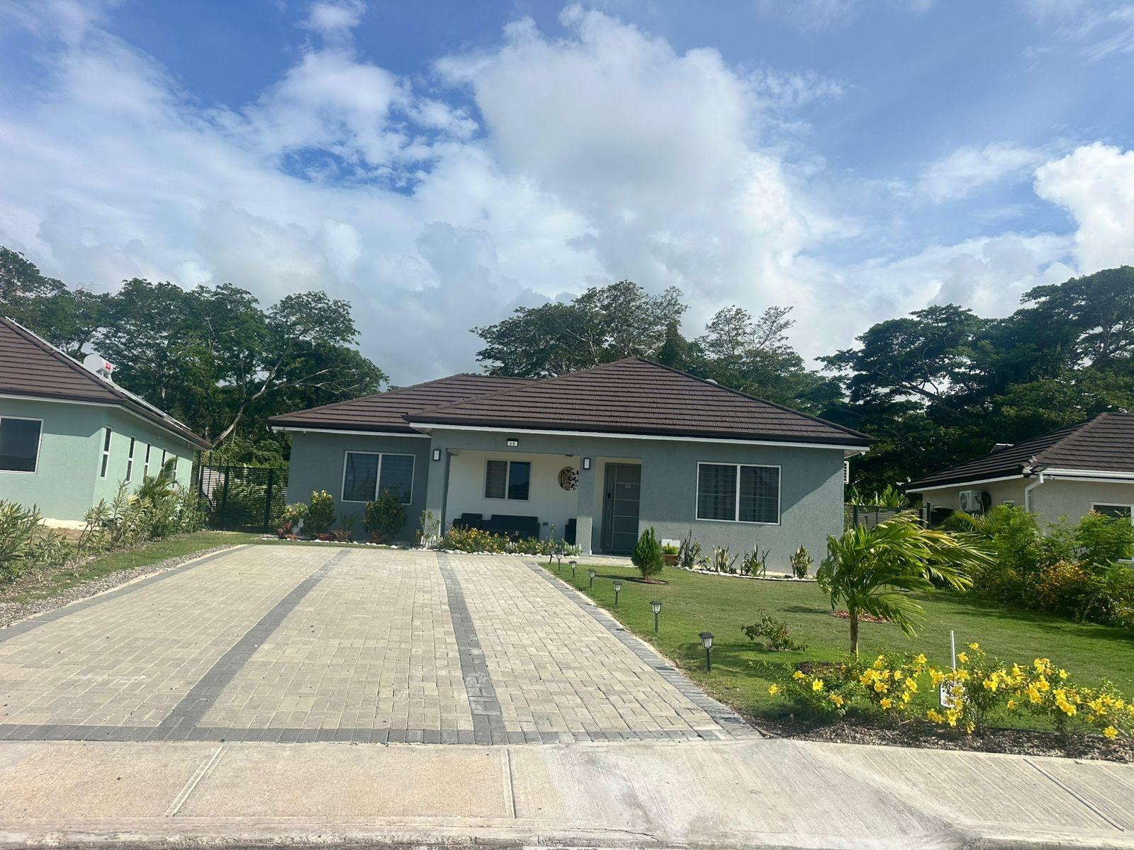 Sixth image of 40 Coral Circle in St. Ann's Bay, St. Ann, Jamaica - property is For Rent