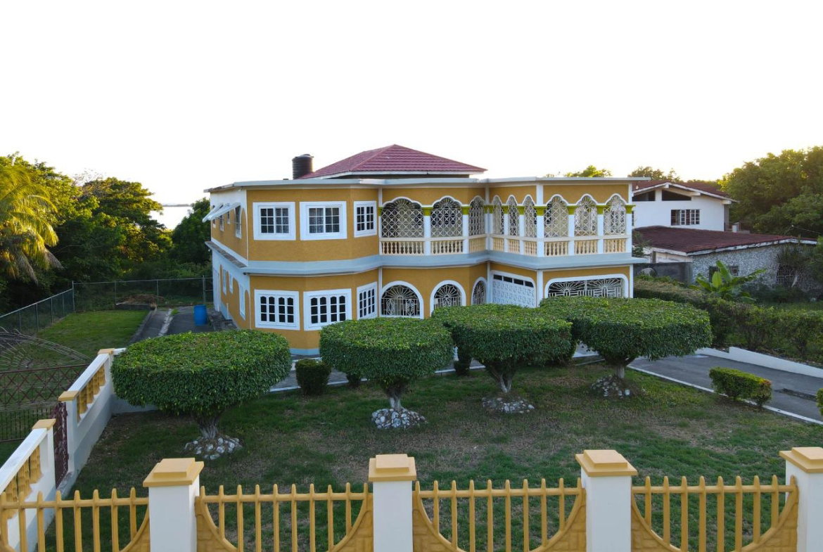 Second image of Mount George Pen/pamphret in Yallahs, St. Thomas, Jamaica - property is For Sale