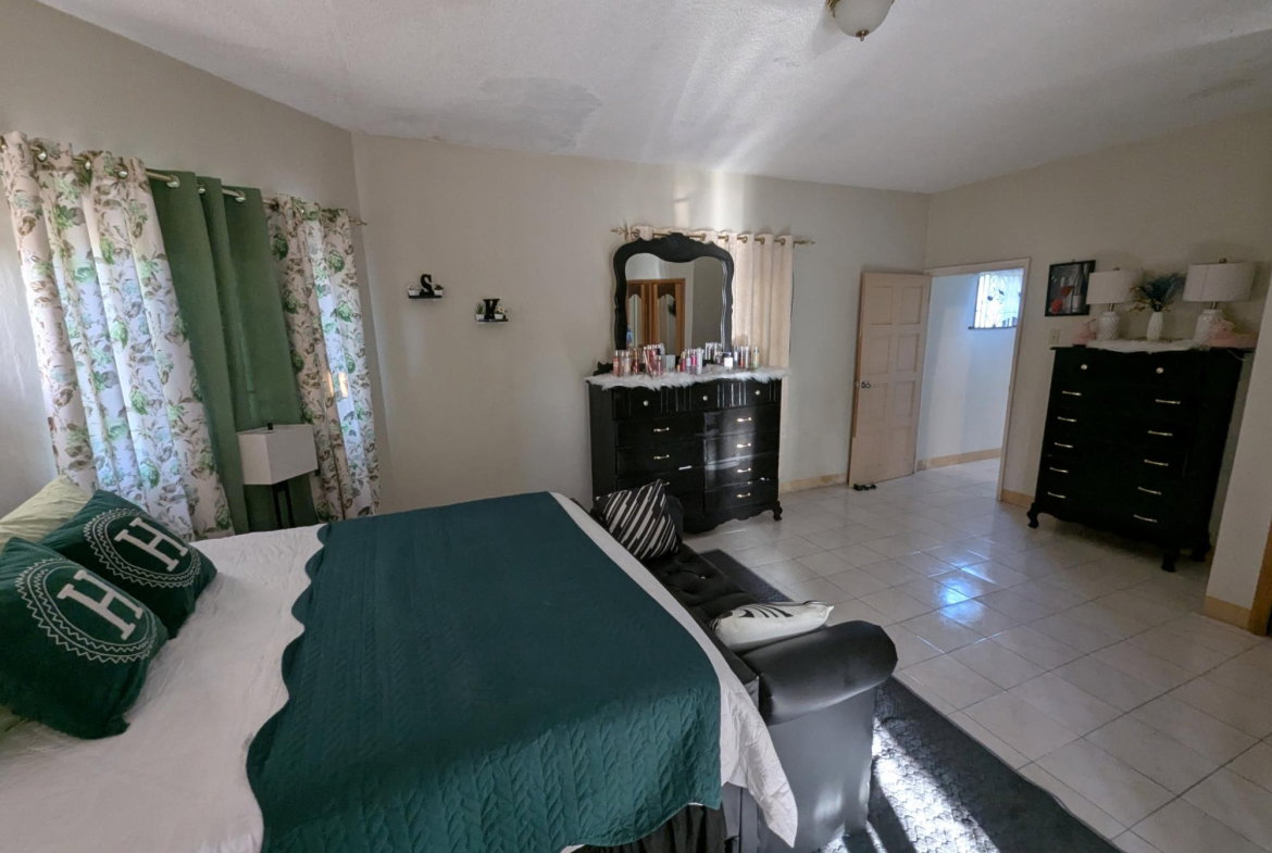 Twenty-Second image of Mount George Pen/pamphret in Yallahs, St. Thomas, Jamaica - property is For Sale