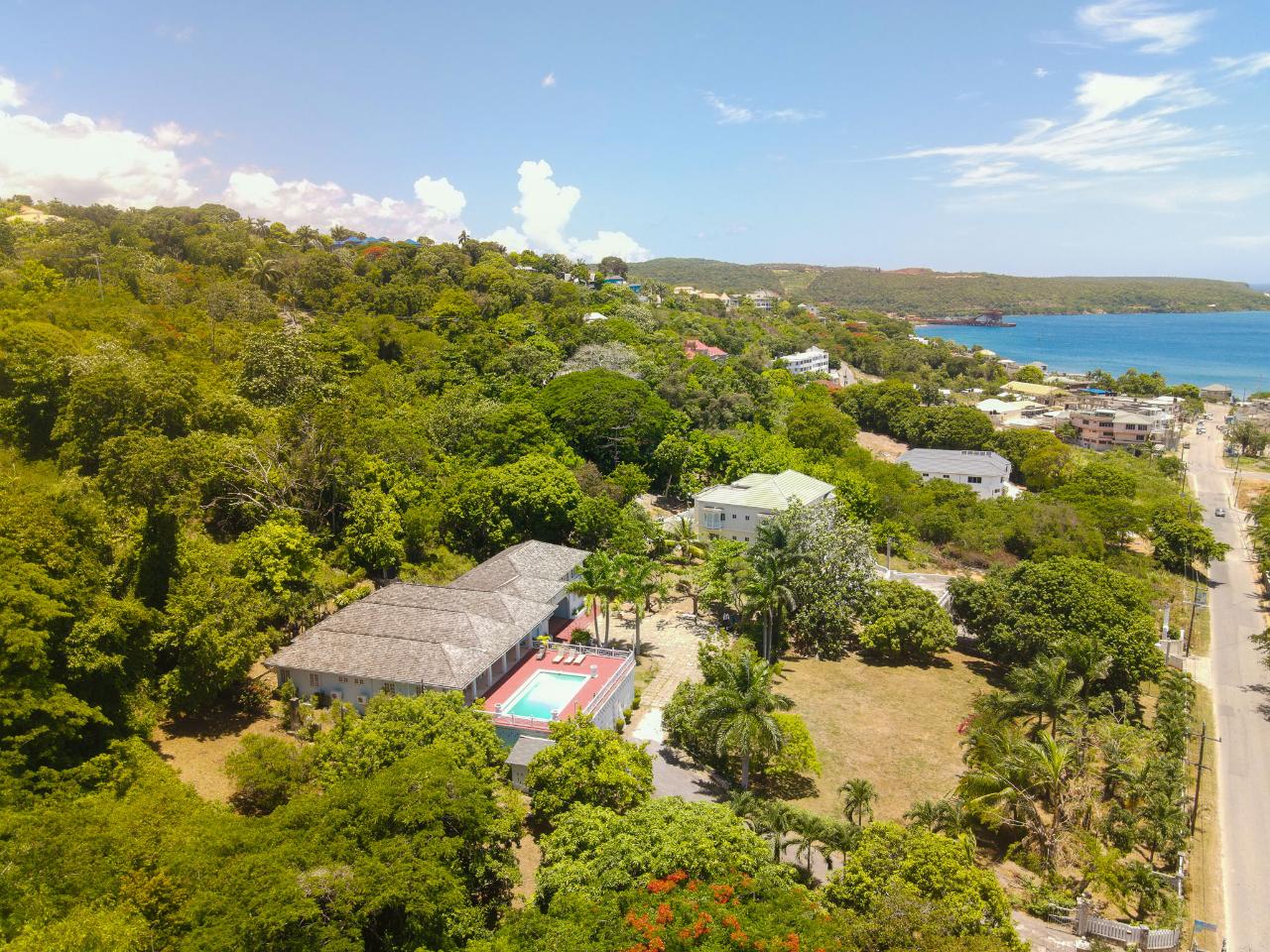 Spectacular-7-Bedroom-Villa-for-Rent-in-Discovery-Bay-St.-Ann-Jamaica Twenty-Seventh image of 32-33 Bridgewater, Discovery ba in Discovery Bay, St. Ann, Jamaica - property is For Rent