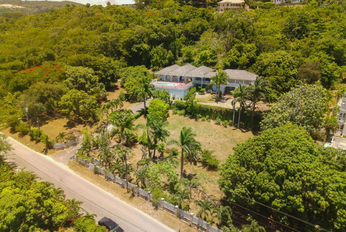 Twenty-Eighth image of 32-33 Bridgewater, Discovery ba in Discovery Bay, St. Ann, Jamaica - property is For Rent