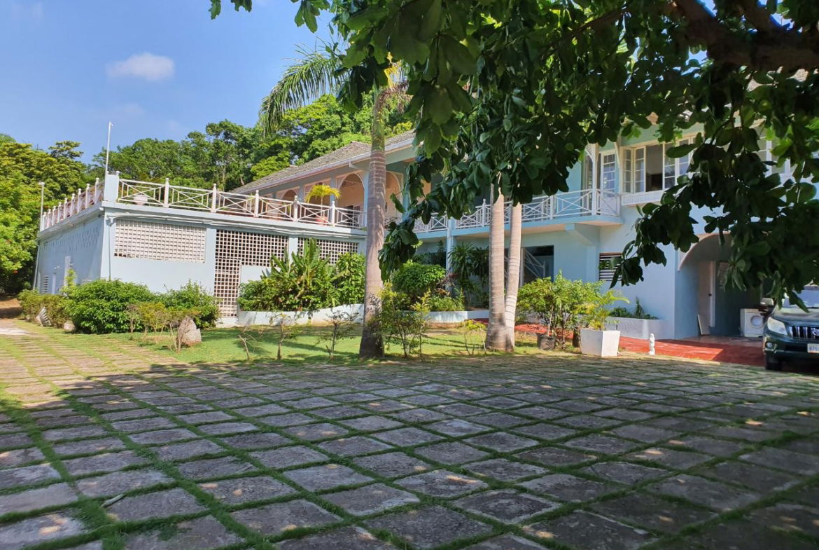 Ninth image of 32-33 Bridgewater, Discovery ba in Discovery Bay, St. Ann, Jamaica - property is For Rent