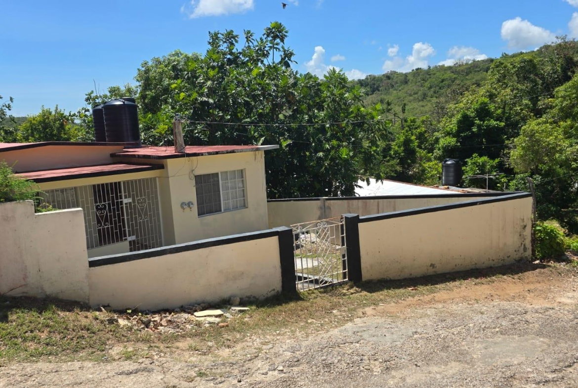 First image of Duncans in Duncans, Trelawny, Jamaica - property is For Sale