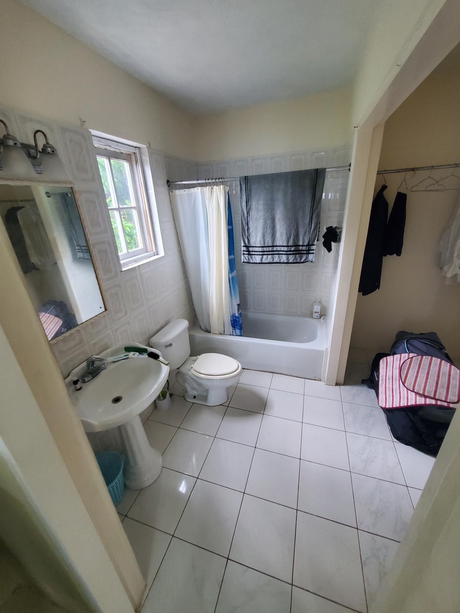 Tenth image of 37- Villa rd in Port Maria, St. Mary, Jamaica - property is For Sale
