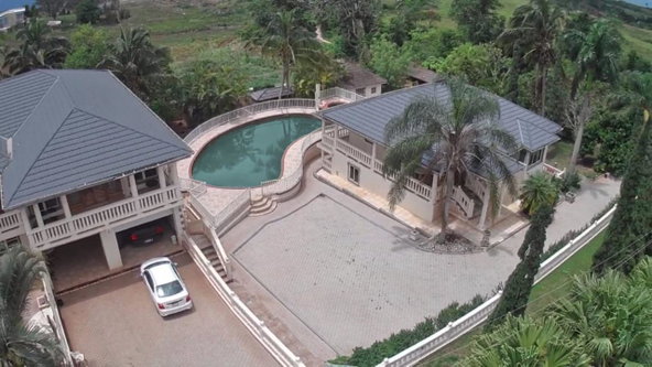 Fourth image of Spur Tree in Spur Tree, Manchester, Jamaica - property is For Sale