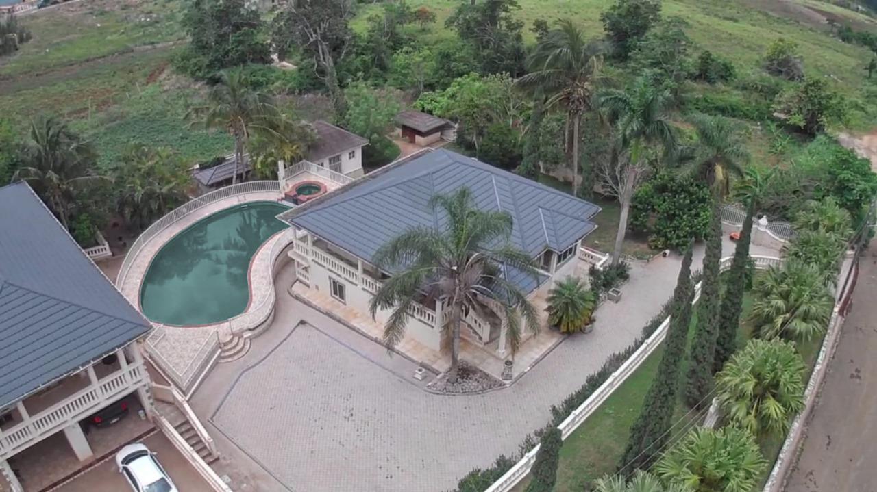 Stunning-9-Bedroom-Home-for-Sale-in-Mandeville-Manchester-Jamaica Fifth image of Spur Tree in Spur Tree, Manchester, Jamaica - property is For Sale